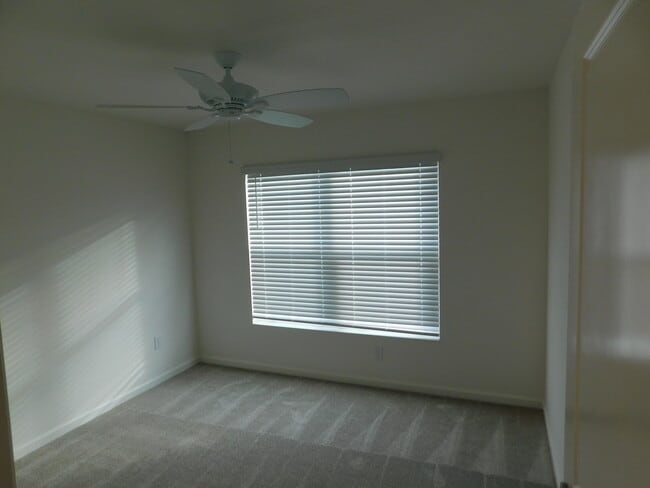 Photo - 1622 Rowell St