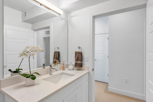 Photo - ** Live the best of Denver — at Encore at Aria. ** Ask about our Move-in Specials ** Unit 307