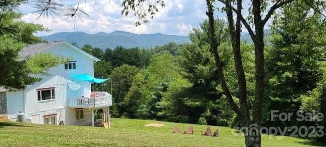 Photo - 3 Rolling Meadows Ln