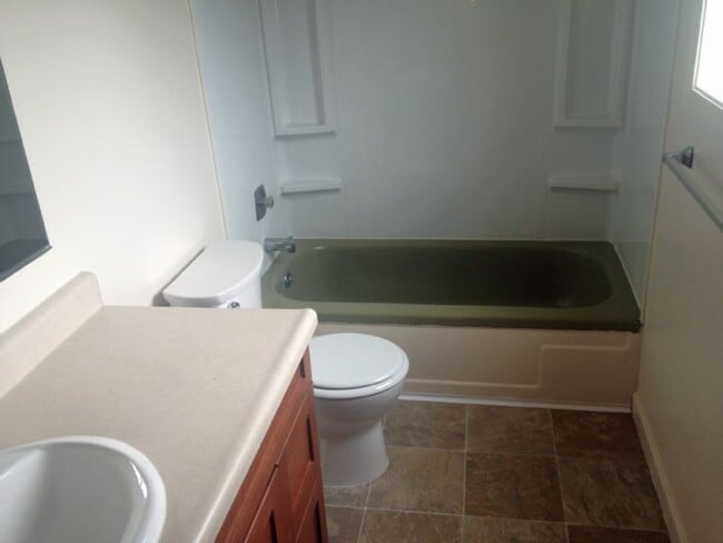 Photo - Thurston/East Springfield partially updated duplex