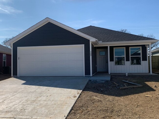 Building Photo - New Beginnings Start At AMRR: DECATUR ISD 3 BEDROOM