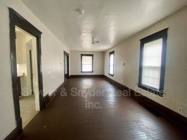 Photo - 362 E South St