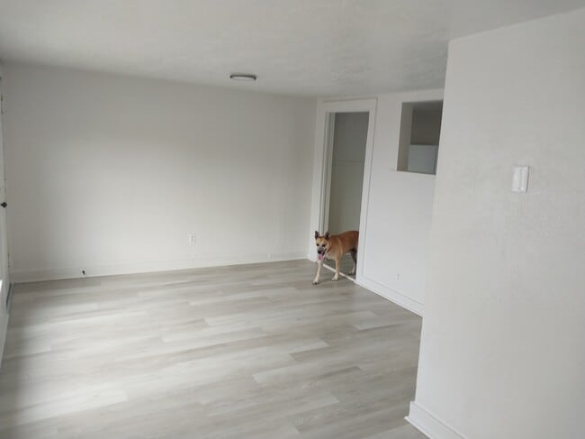 Photo - 630 W King Ave Unidad 630 W King,  E
