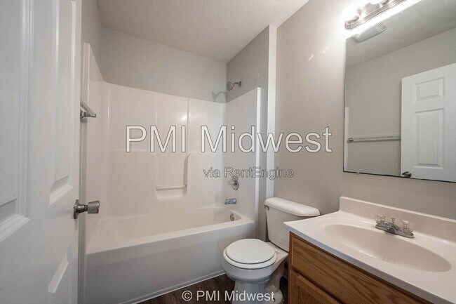 Photo - 1702 W Michigan St Unit 10