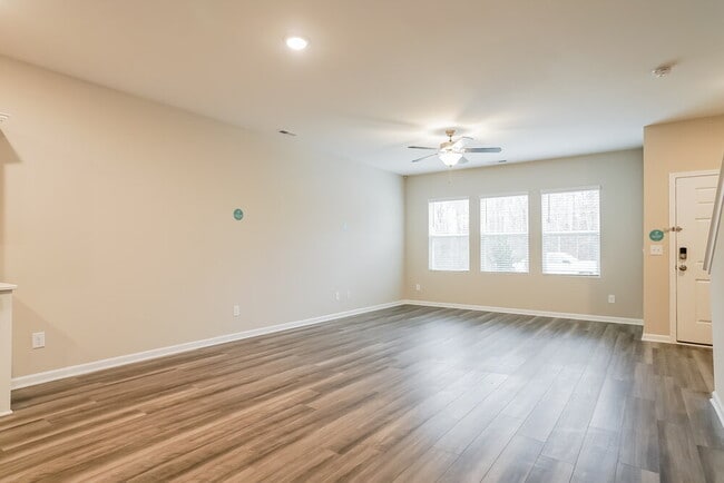 Photo - 379 Stone Arbor Wy