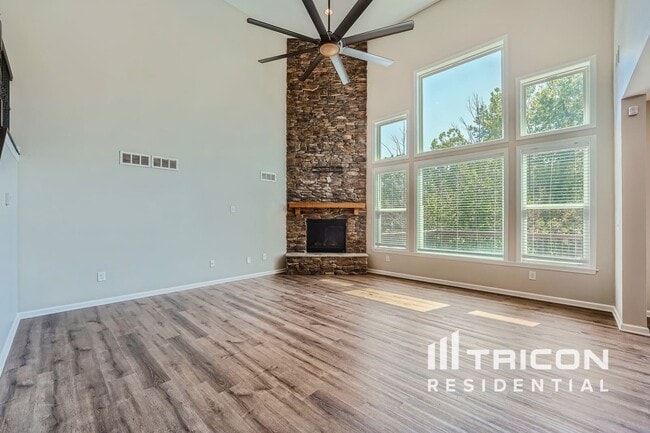 Photo - 15 Watermist Loop