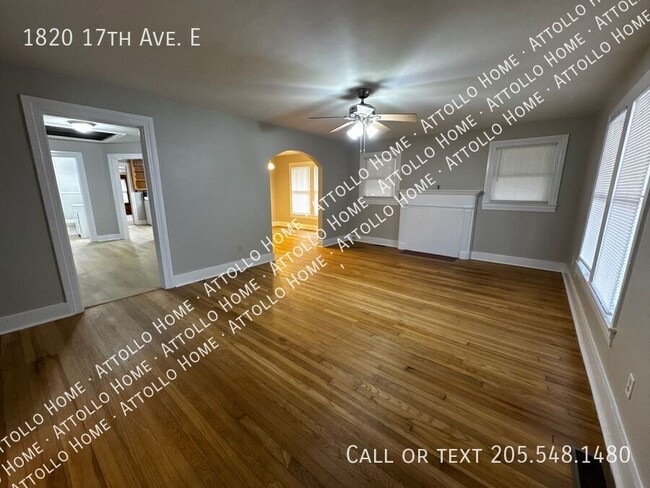 Building Photo - 1820 17th Ave E