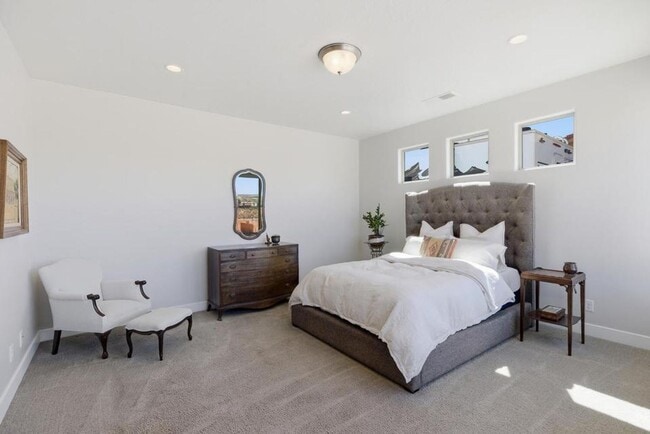 Photo - Brio Beauty! 3 Bedroom Home with View and RV Parking!