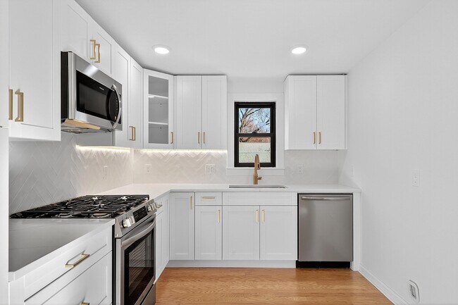 Photo - 167 Harrison Ave Unit 3