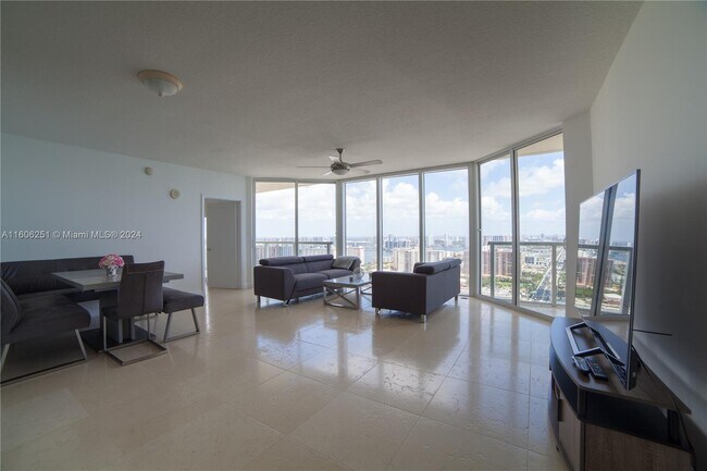 Photo - 16699 Collins Ave Unidad 3707