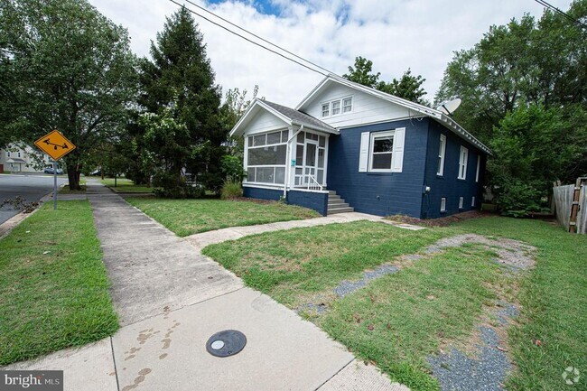 Building Photo - 433 Virginia Ave Rental