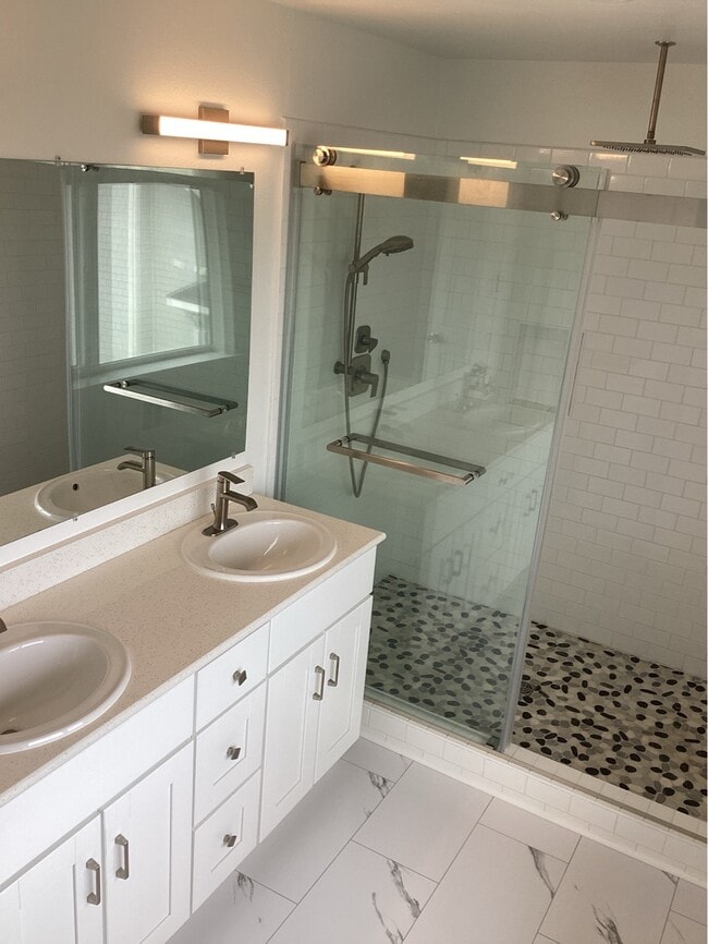 Photo - 712 NW 1st St