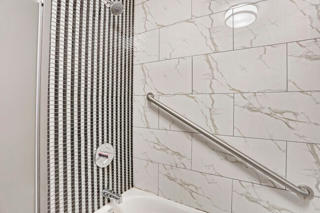 Photo - 10610 Marty St