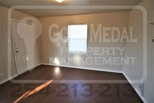 Photo - 801 Pecan Cir