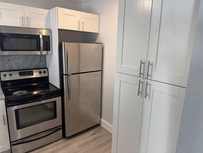 Photo - 494 NW 165th St Unidad C-207