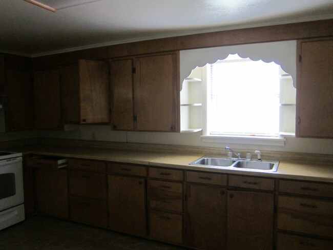 Photo - 3587 FM 2208