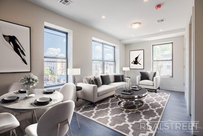 Modern 3 BED in Prime Crown Heights - Modern 3 BED in Prime Crown Heights Apartment Unit 2B