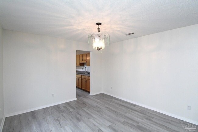 Photo - 2432 Gulf Breeze Ave