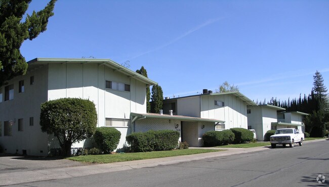 Photo - Birch Apartments