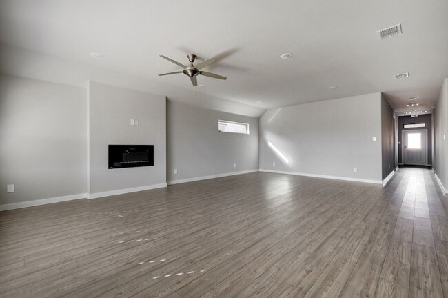 Photo - 364 Braves Wy