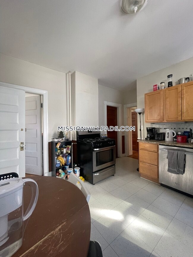 Photo - 9 Hillside St Unit 2