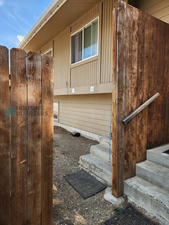 Photo - 1917 E Cataldo Ave Unidad B