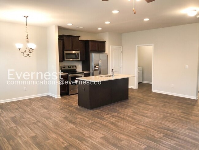 Photo - 742 Galveston Way