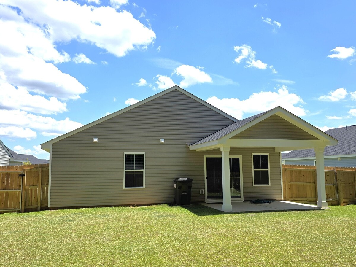Photo - 716 Sinker Lane