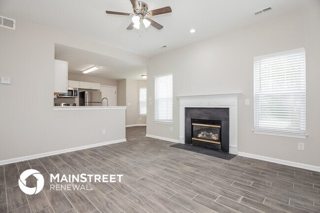 Photo - 3718 Bullard St