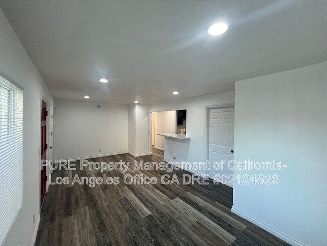 Photo - 980 W Battery St