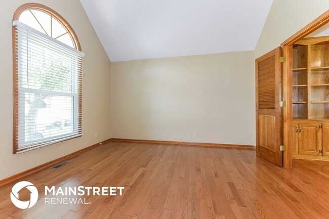 Photo - 11531 S Lennox St