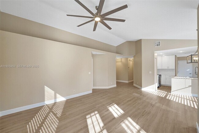 Photo - 9012 Lake Park Cir S