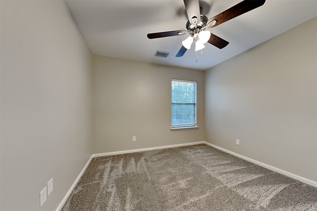 Building Photo - 29527 Legends Stone Dr