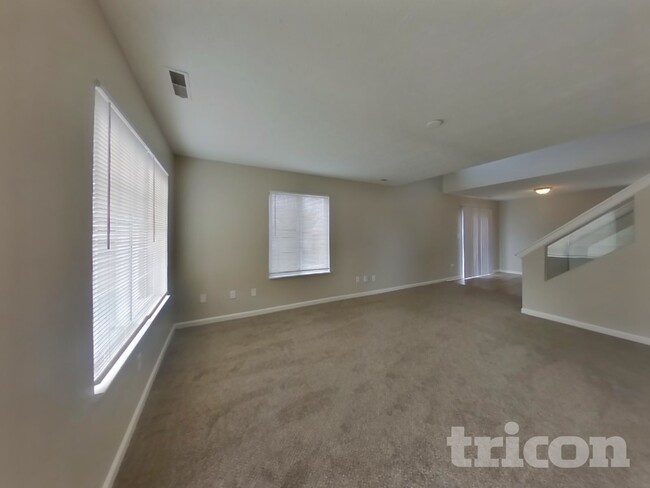 Photo - 604 Mountain Pine Dr