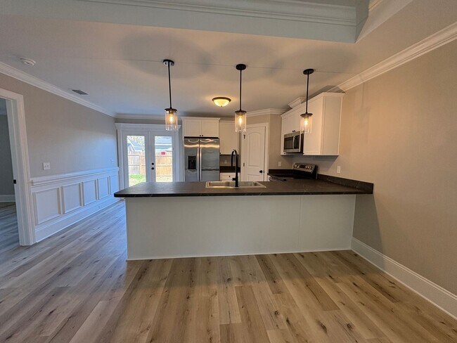 Photo - 4-Bedroom Available in Wakulla Gardens