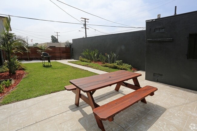 10227 S 10th Ave Unit 05