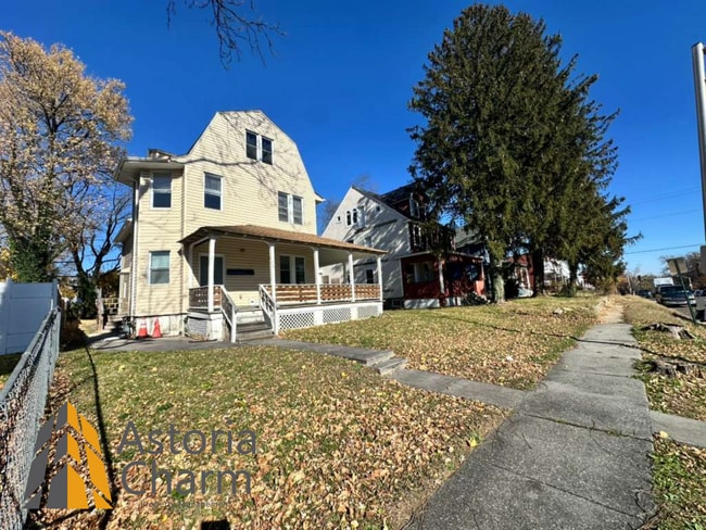 Photo - 3004 Clifton Ave Unit 3004 Clifton Ave -  1