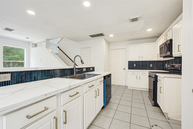 Photo - 146 S Walden Elms Cir