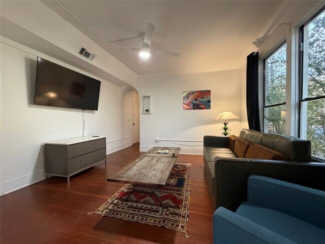 Photo - 402 Hyde Park Blvd Unidad 4