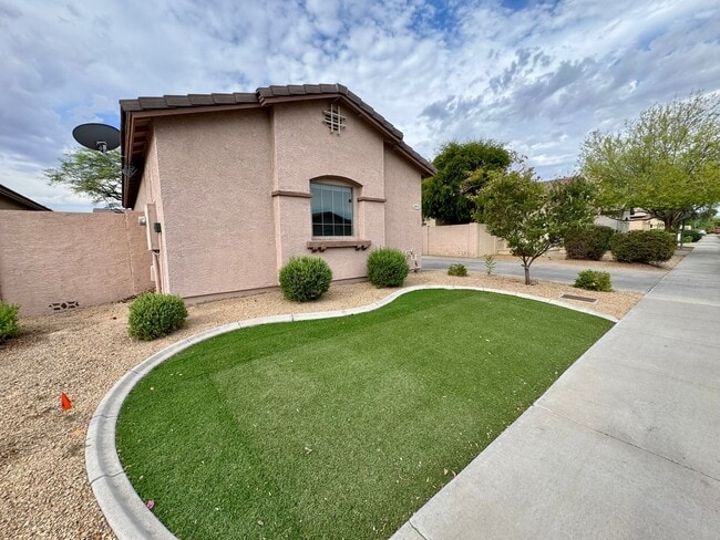 Photo - 4935 W Harwell Rd