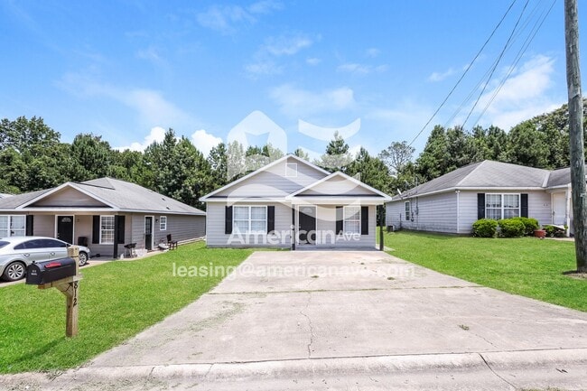 Photo - 812 Pine Hill Ct