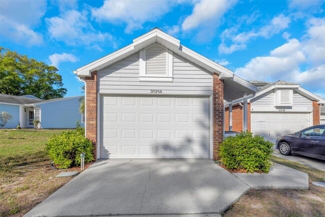 Photo - 3121 Beecher Dr E