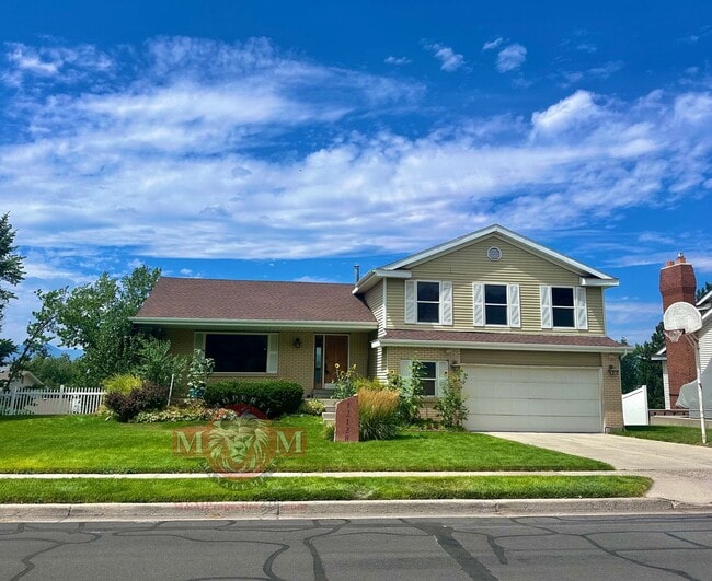 Photo - 12128 Woodridge Rd