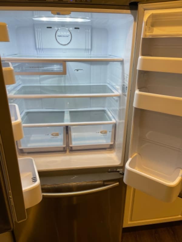 Photo - 400 W 6th St