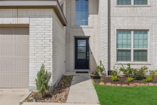 Building Photo - 7531 Greenbriar Cayon Ln Rental