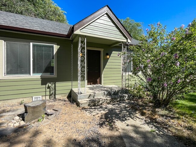 Photo - 2928 S Leadville Ave