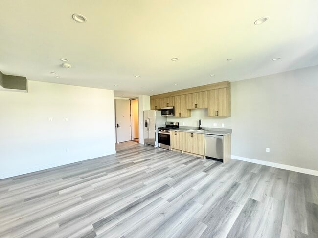 Photo - 10806 Blix St Unidad 401