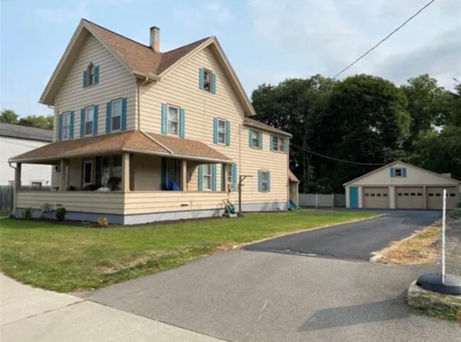 Building Photo - 302 N Nanticoke Ave