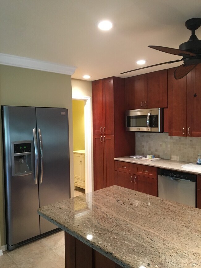 Photo - 27911 Hacienda E Blvd