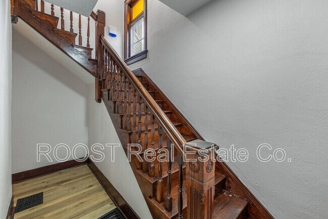 Photo - 39 Warder St